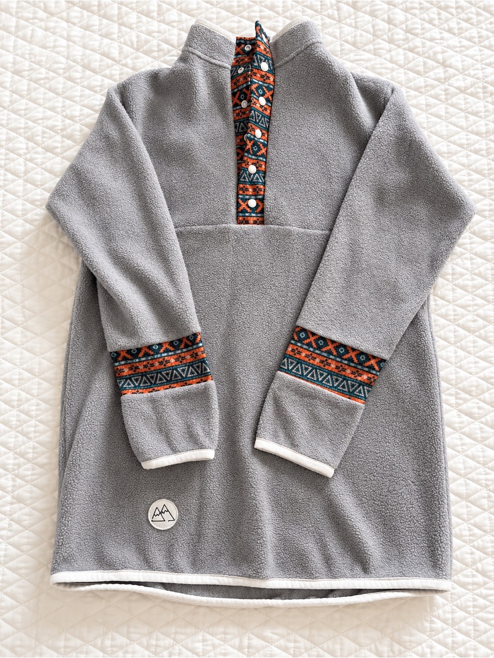 Women's Grey Fleece Pullover with Patterned Trim ( petit montagnard)